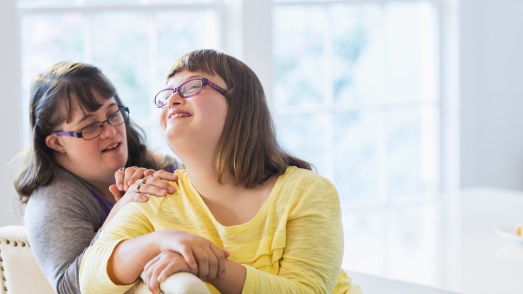 What to Say to Someone Who Lost a Sister — Words for Every Situation