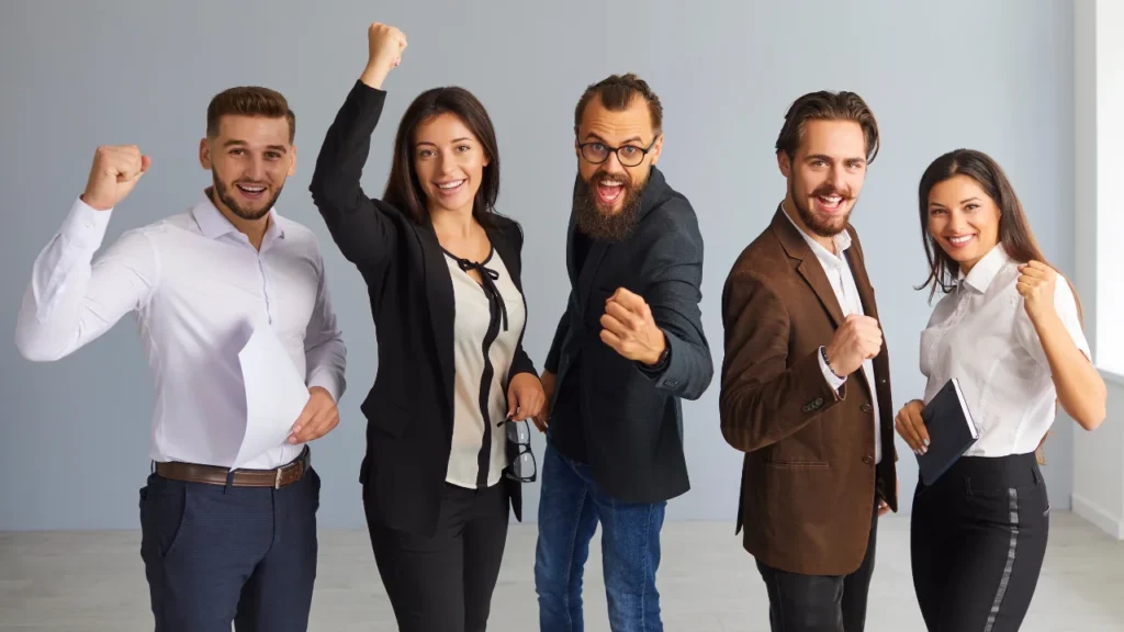 Tips for Writing Thanksgiving Messages for Staff That Actually Resonate