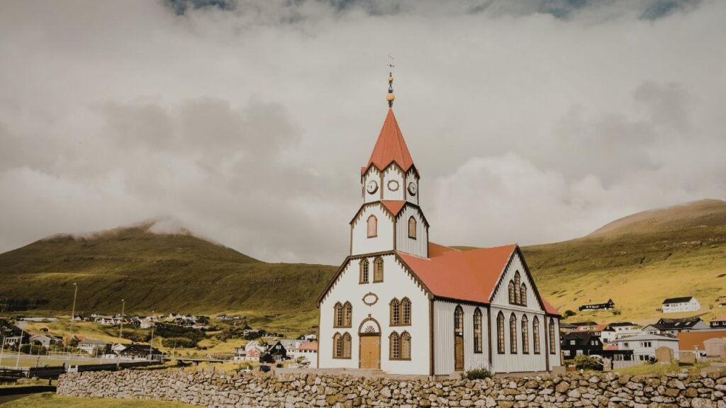 When to Send a Thank You Message to Your Pastor